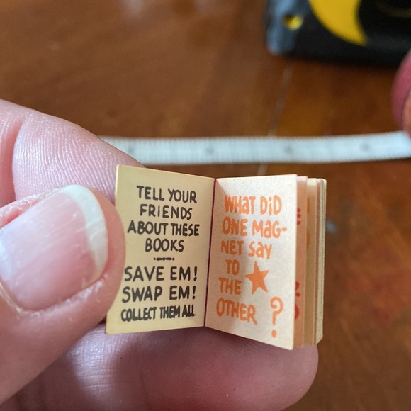 Vintage Cracker Jack Silly Dillies Joke Book - Picture 7 of 7